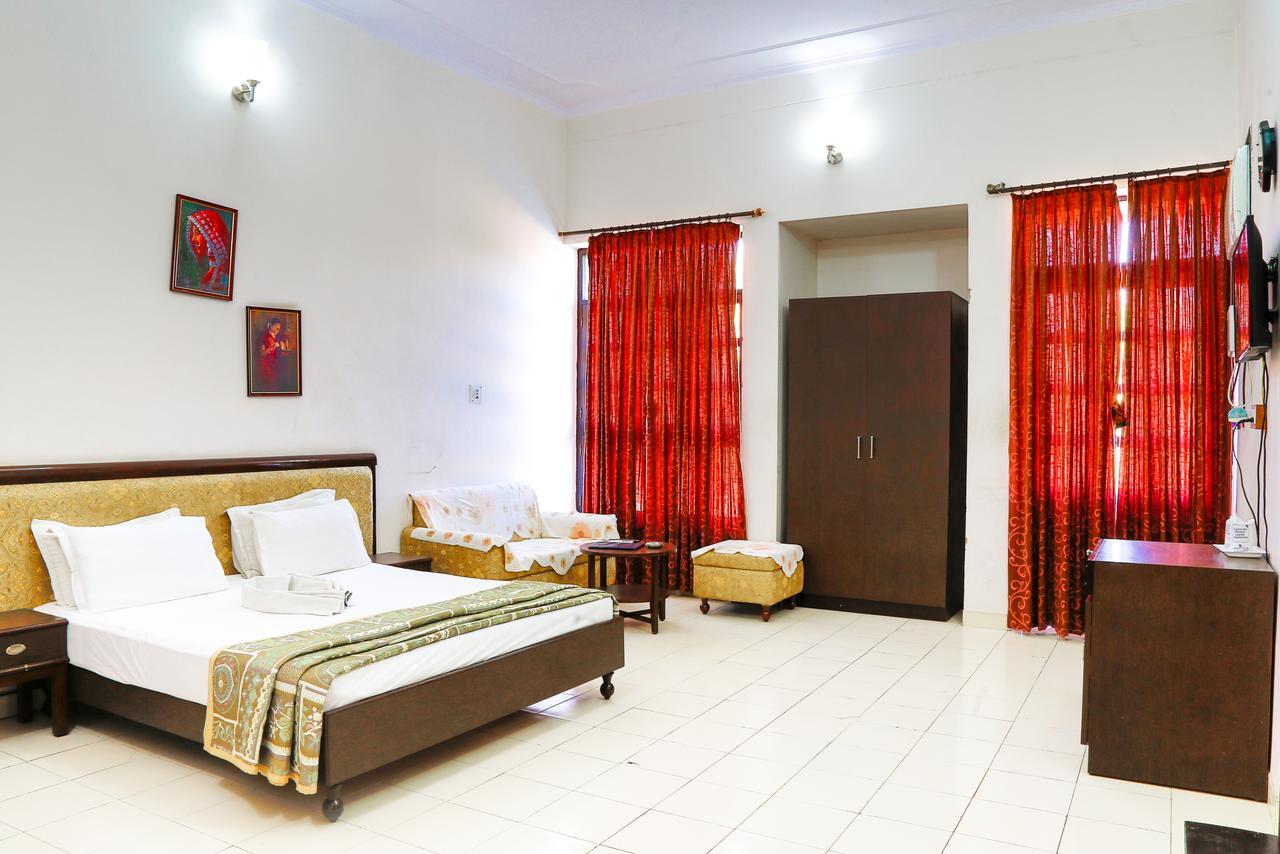 Gulmohar Sariska Resort Bairāt Esterno foto