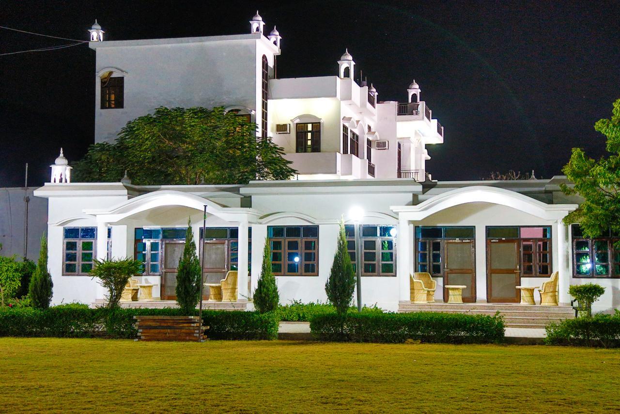 Gulmohar Sariska Resort Bairāt Esterno foto