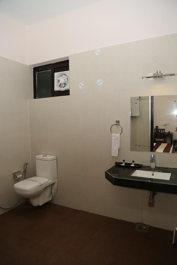 Gulmohar Sariska Resort Bairāt Esterno foto